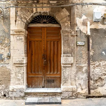 Ortigia In Giallo By Wonderful Italy * Syracuse